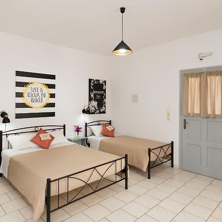 Letta'S Apartments ฟินิกัส ภายนอก รูปภาพ