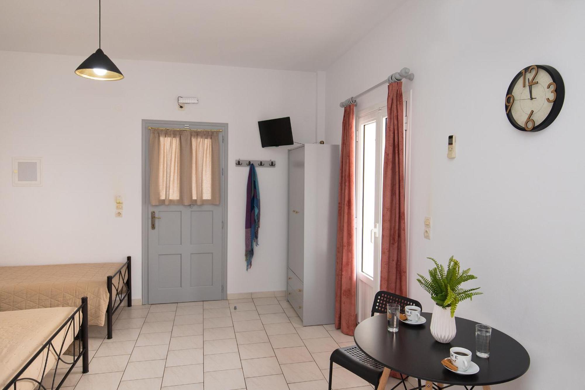 Letta'S Apartments ฟินิกัส ภายนอก รูปภาพ