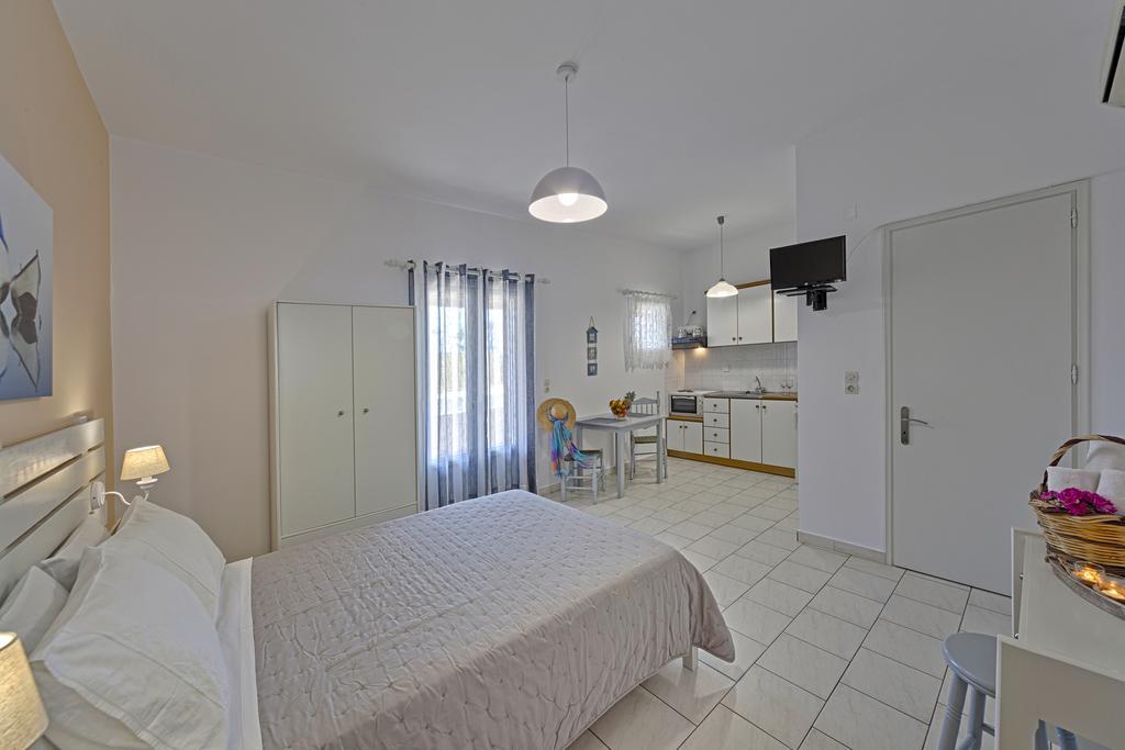Letta'S Apartments ฟินิกัส ภายนอก รูปภาพ