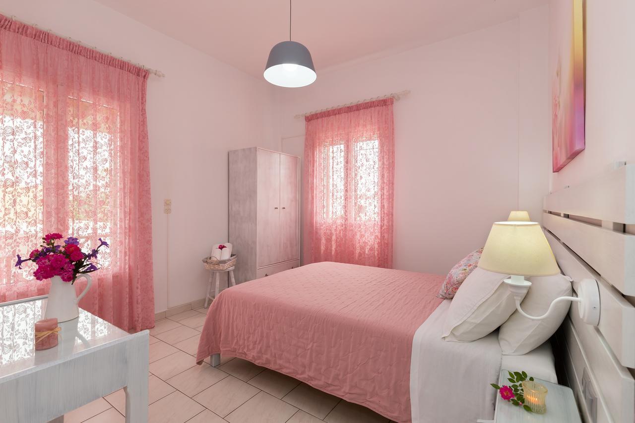 Letta'S Apartments ฟินิกัส ภายนอก รูปภาพ
