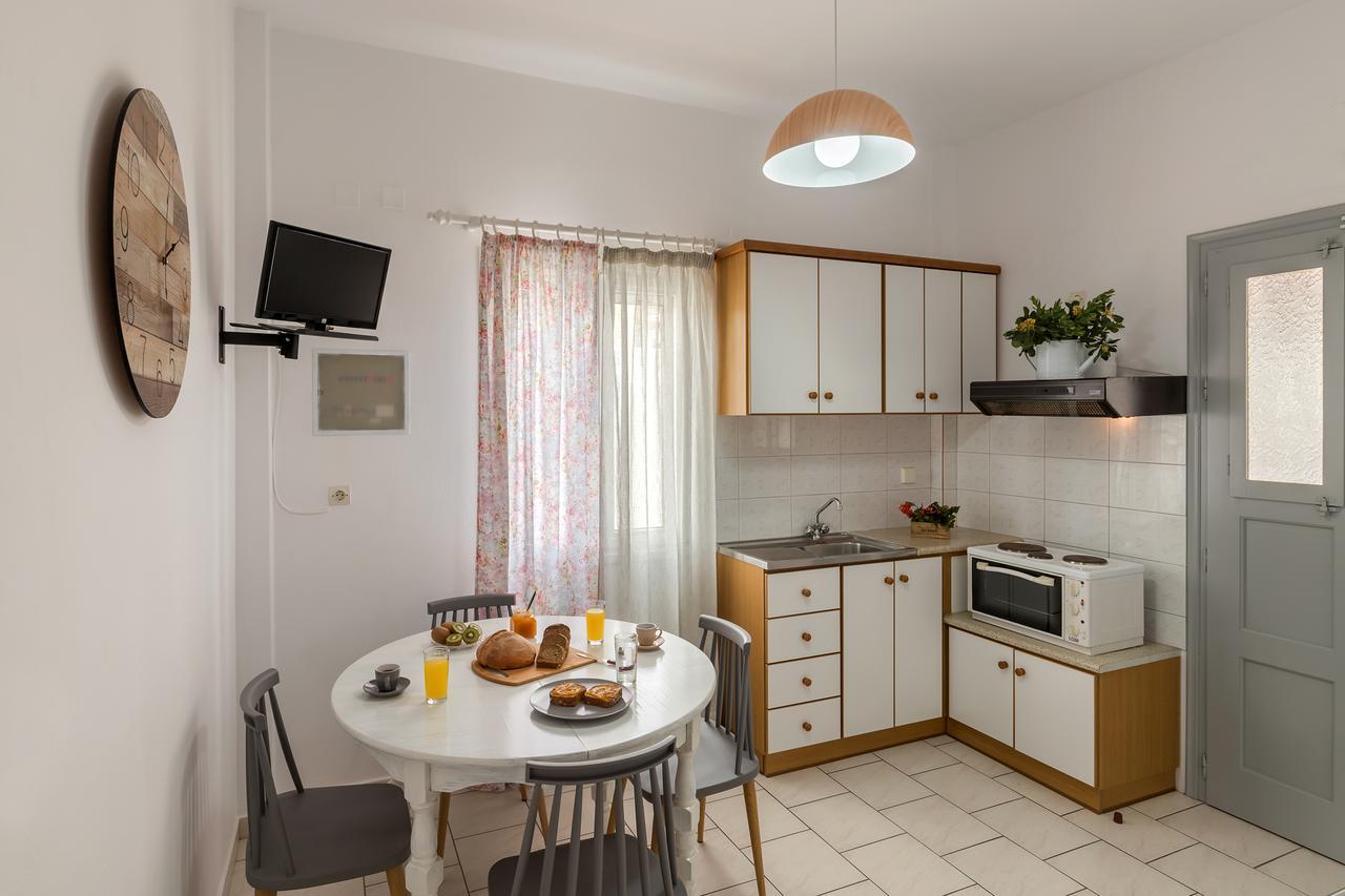 Letta'S Apartments ฟินิกัส ภายนอก รูปภาพ